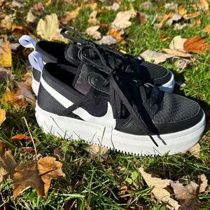 Nike Court Vision Alta sneakers - women